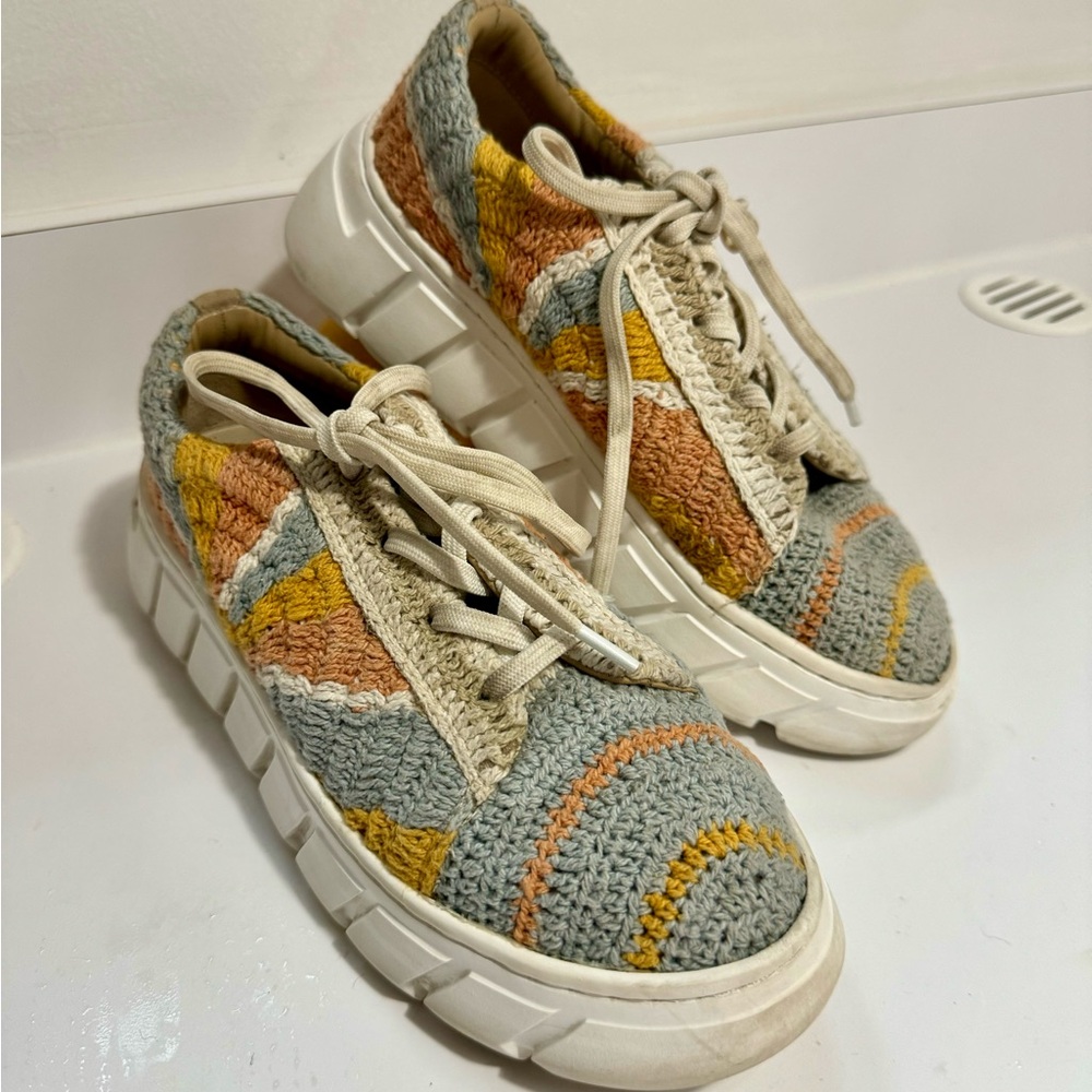 Free People Catch Me If You Can crochet sneakers, 38